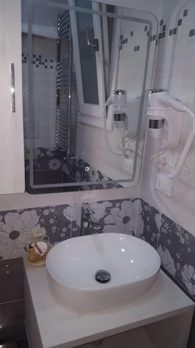 Martina'S House Hotel Porto Cesareo Exterior photo